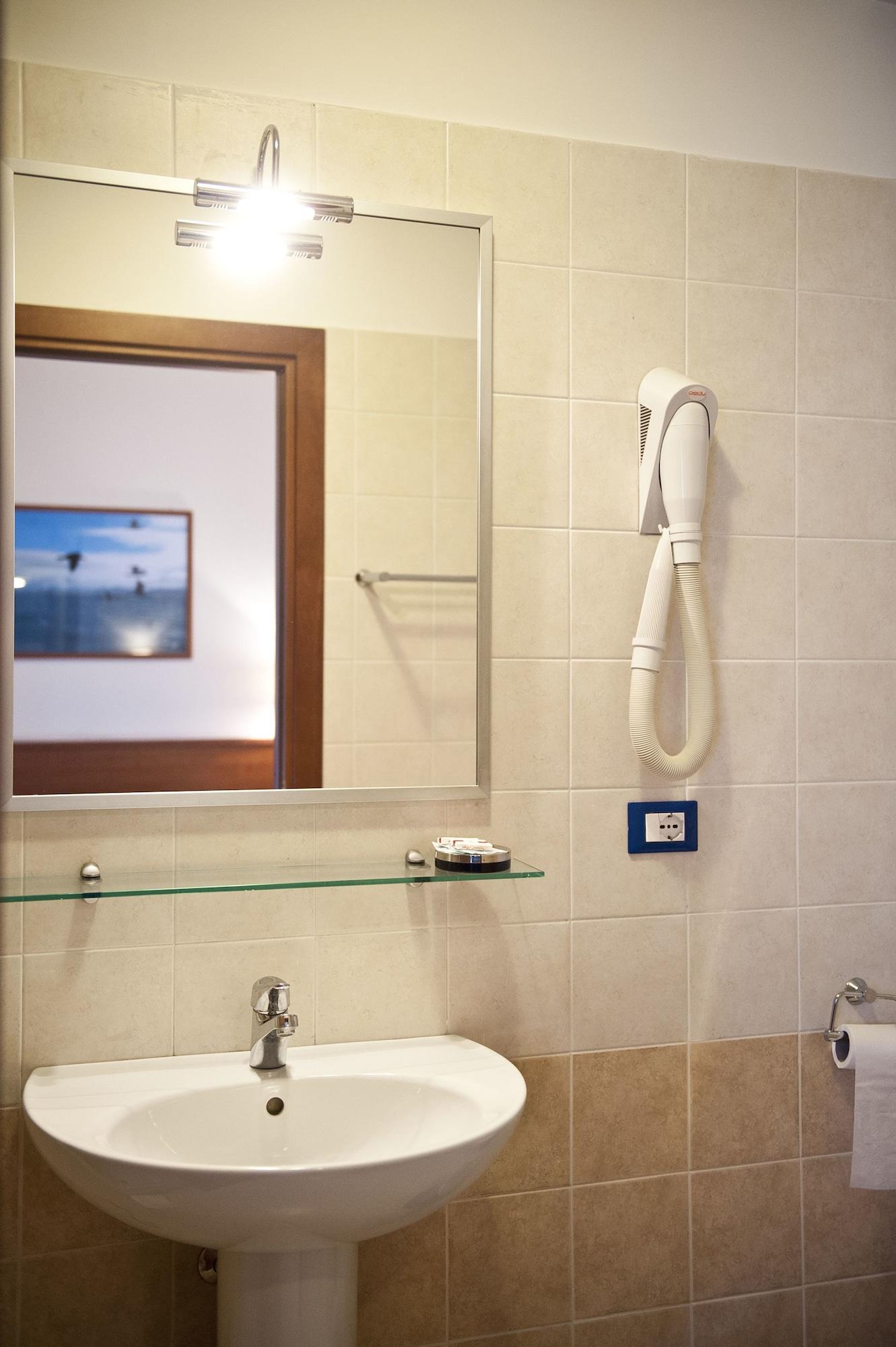 Hotel 4 Pini Рим Екстериор снимка