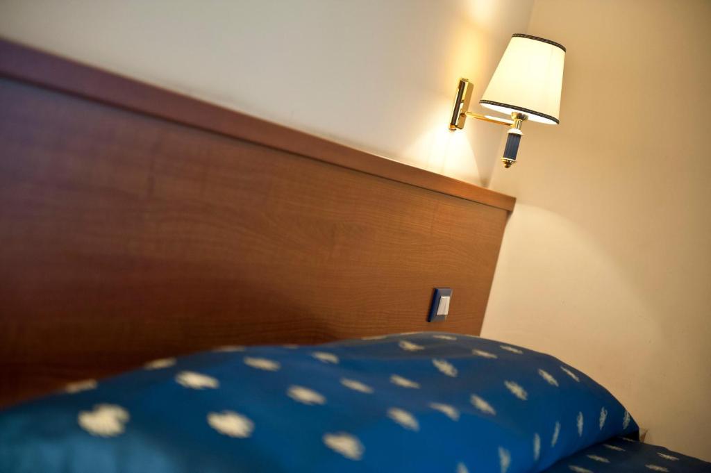 Hotel 4 Pini Рим Стая снимка